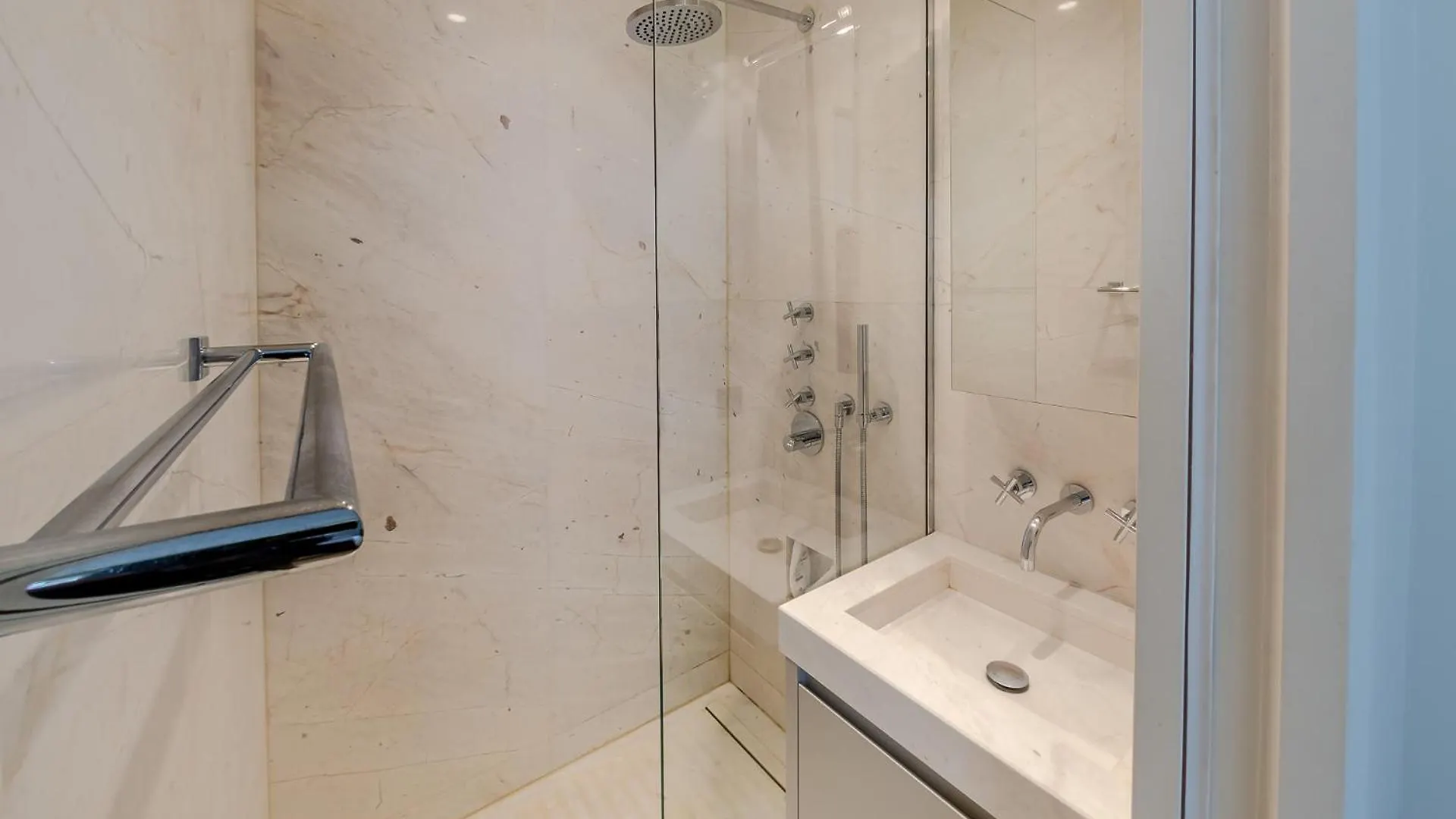 Tuileries - Vendome Apartment